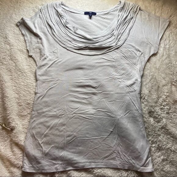 pale Gray Slinky Ruffle Neck Cap Sleeve Blouse - Picture 2 of 5